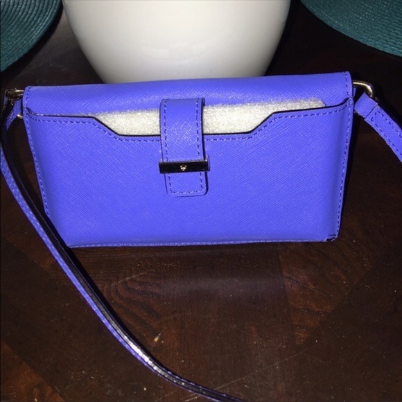 Kate Spade Saffiano crossbody/cell phone holder - Picture 3 of 3